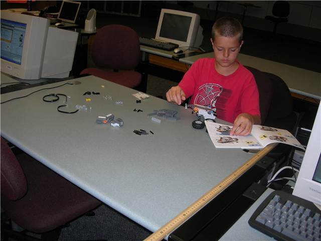 Construction 002.jpg